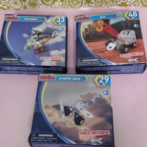 Make it blocks lot of 3 model sets helicopter/propeller plane/grue